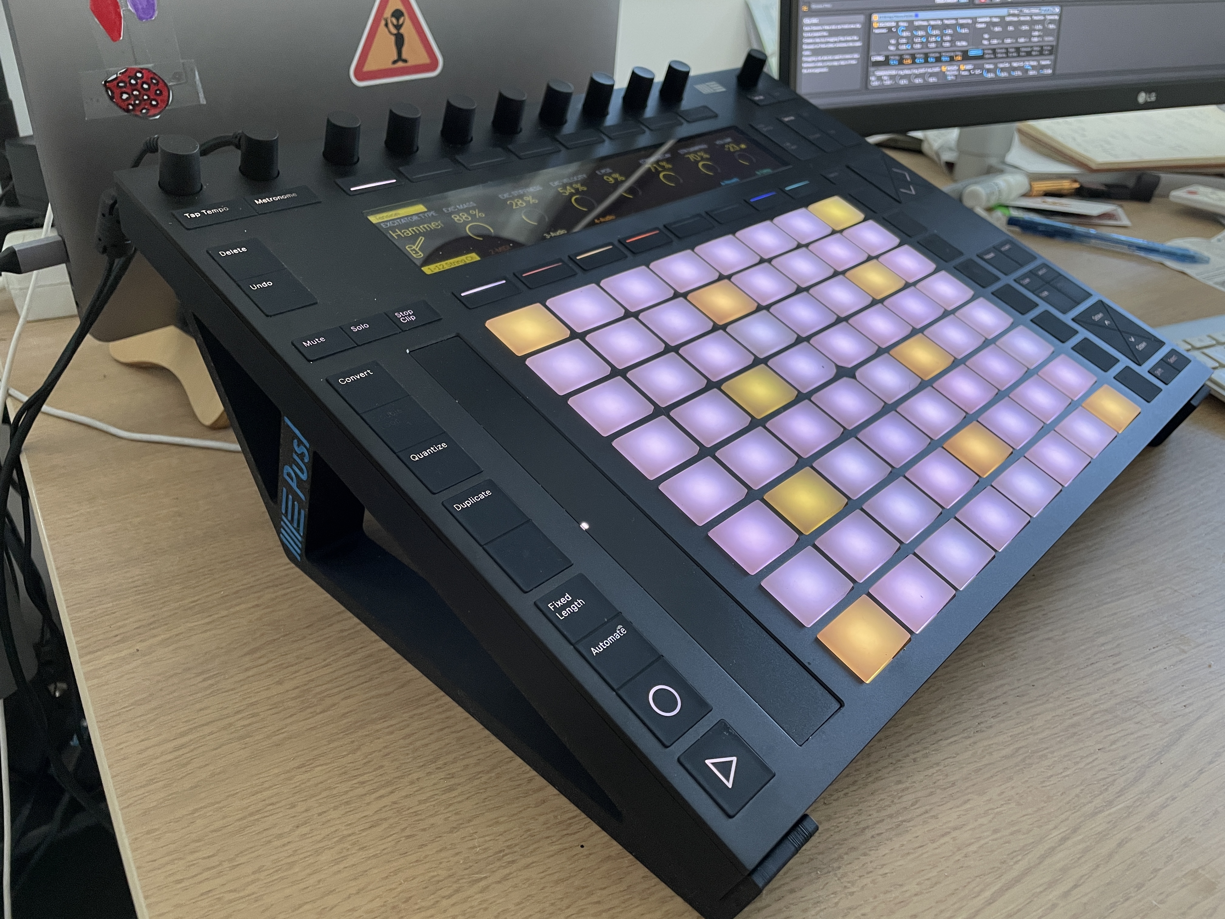 Ableton Push stand