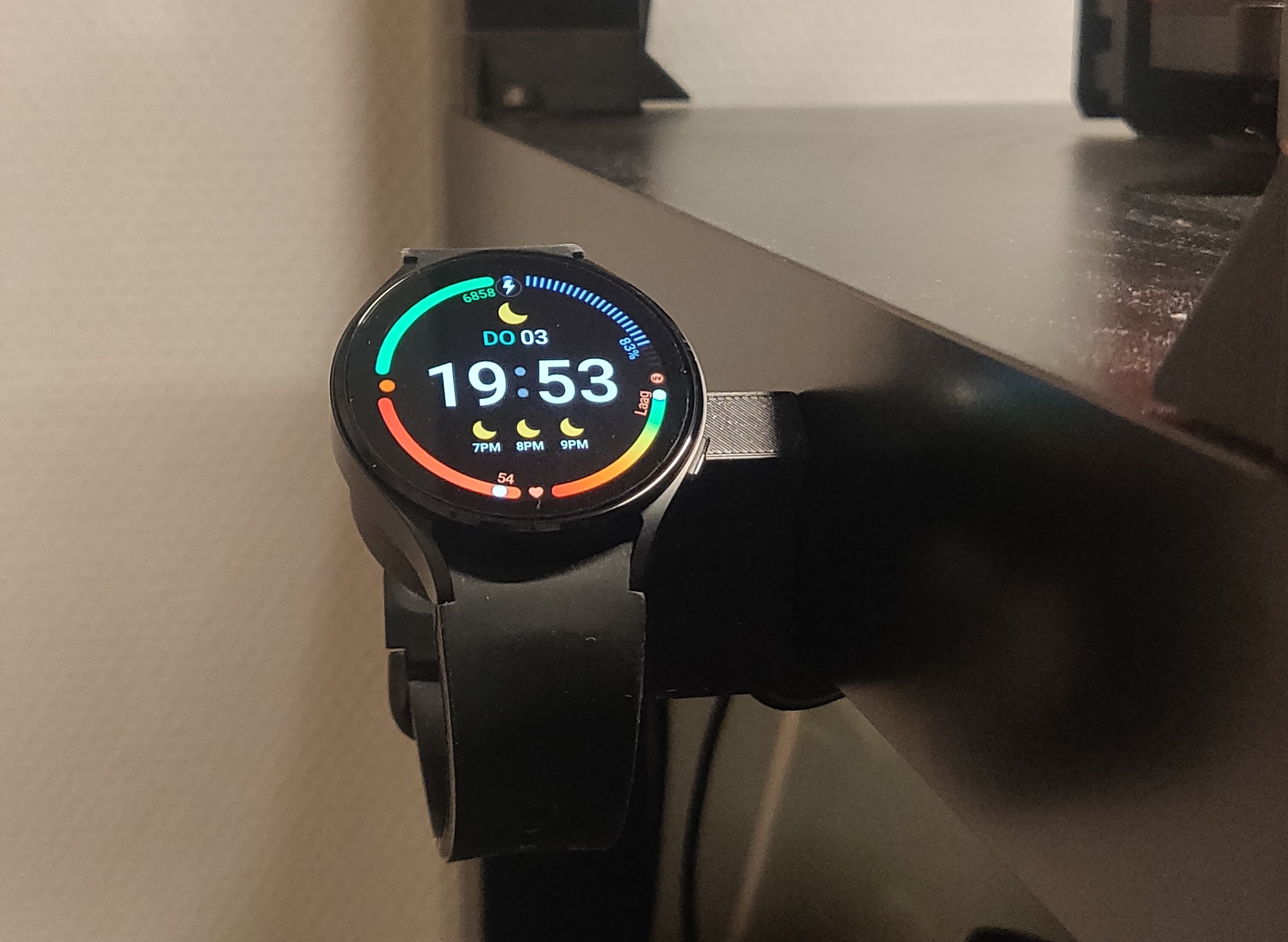 Samsung Galaxy Watch 4 charger dock by Bas Download free STL model