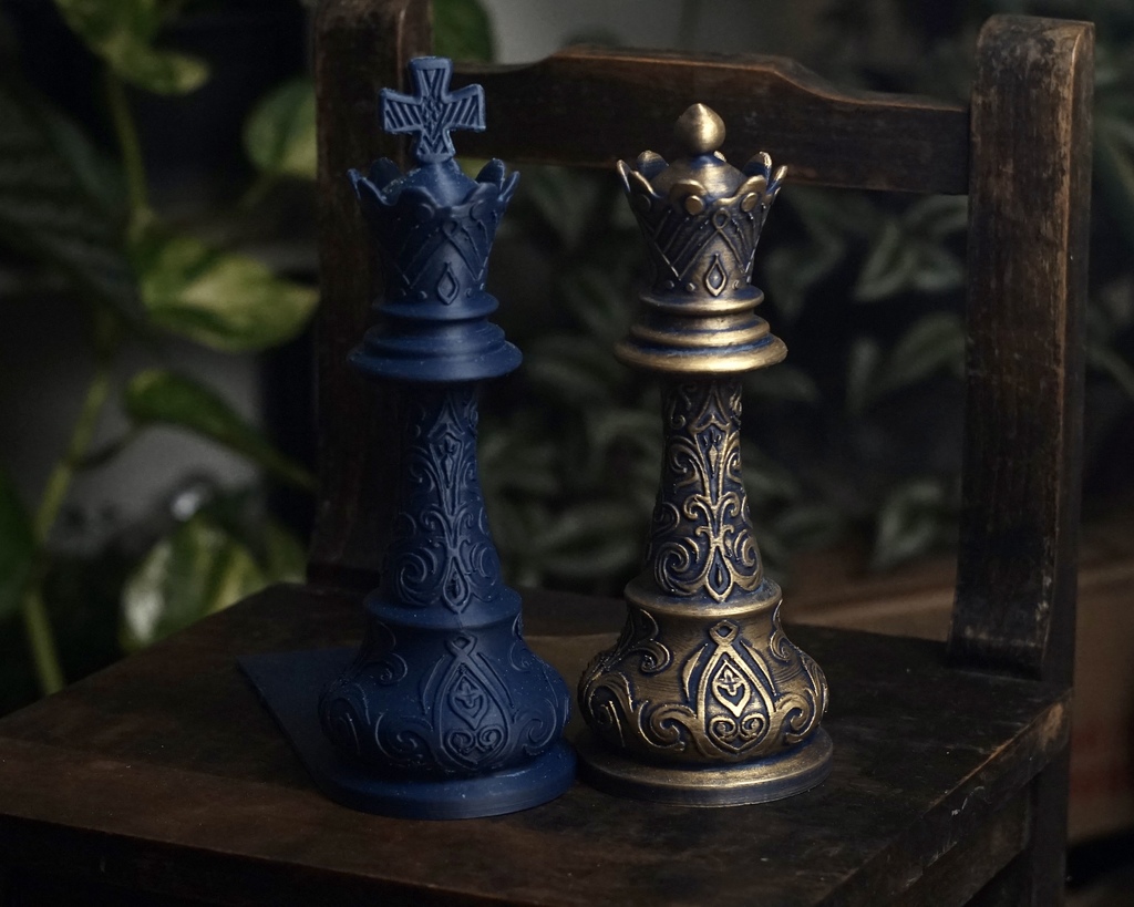 King & Queen Bookends