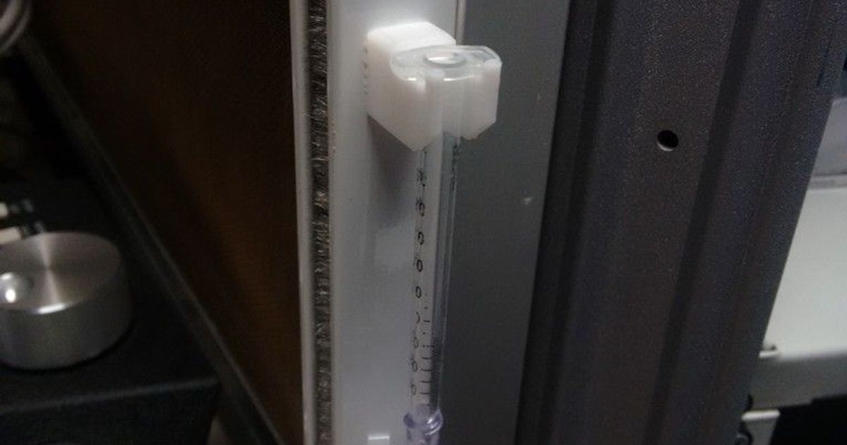 1ml syringe holder by wavexx Download free STL model