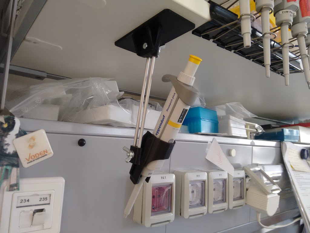 Deluxe Eppendorf pipette holder by wavexx Download free STL model