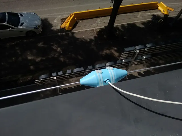 Sausage Dipole Antenna mount
