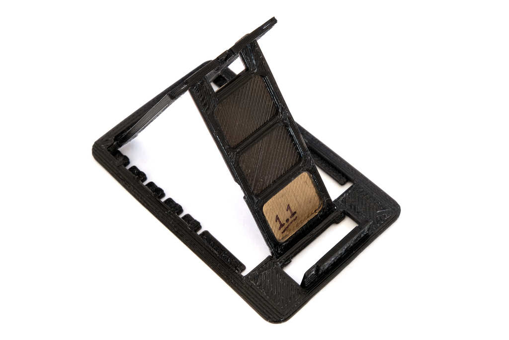 Credit Card Sized Folding Phone Stand v1.1