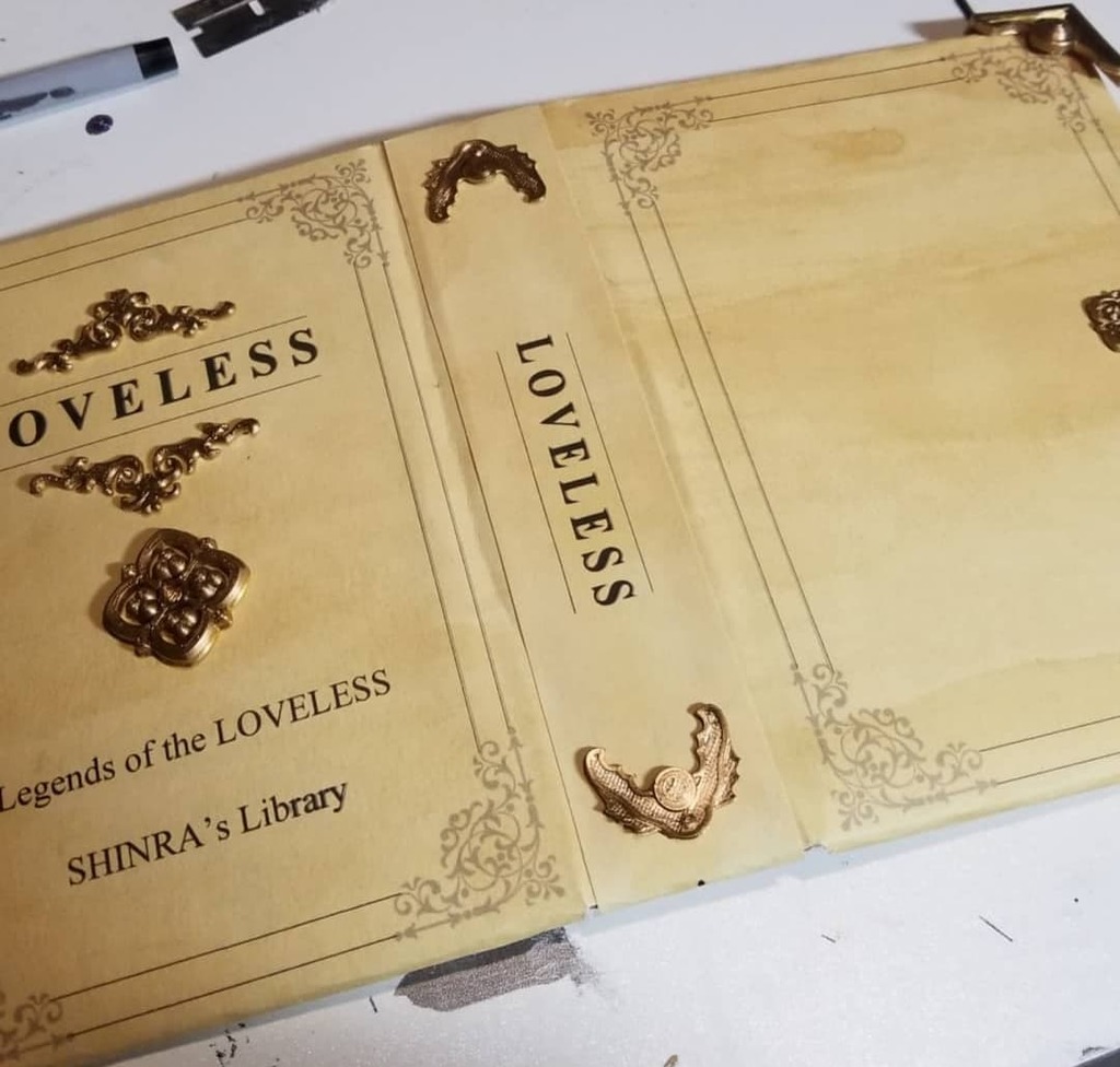Loveless Book Filigree - Final Fantasy VII : Crisis Core