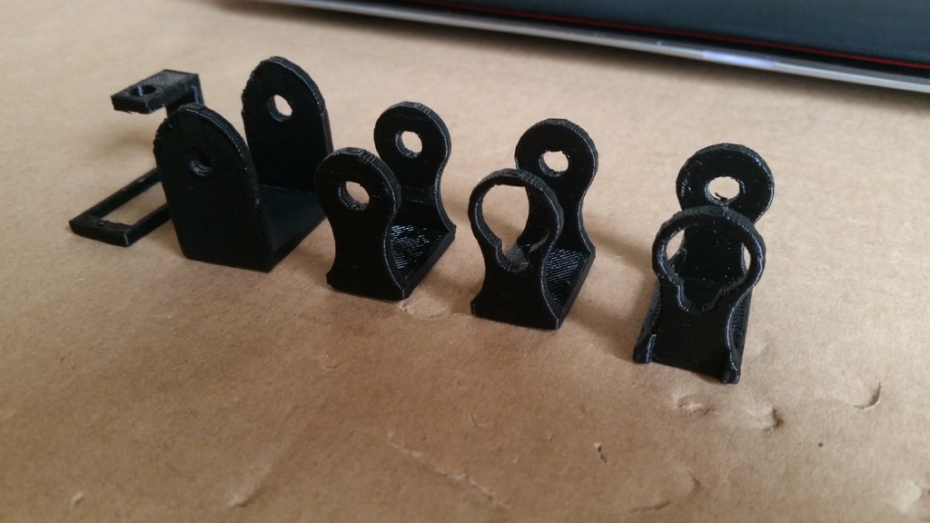 Miniatura 2 do modelo 3D 9G Servo based Universal Joint