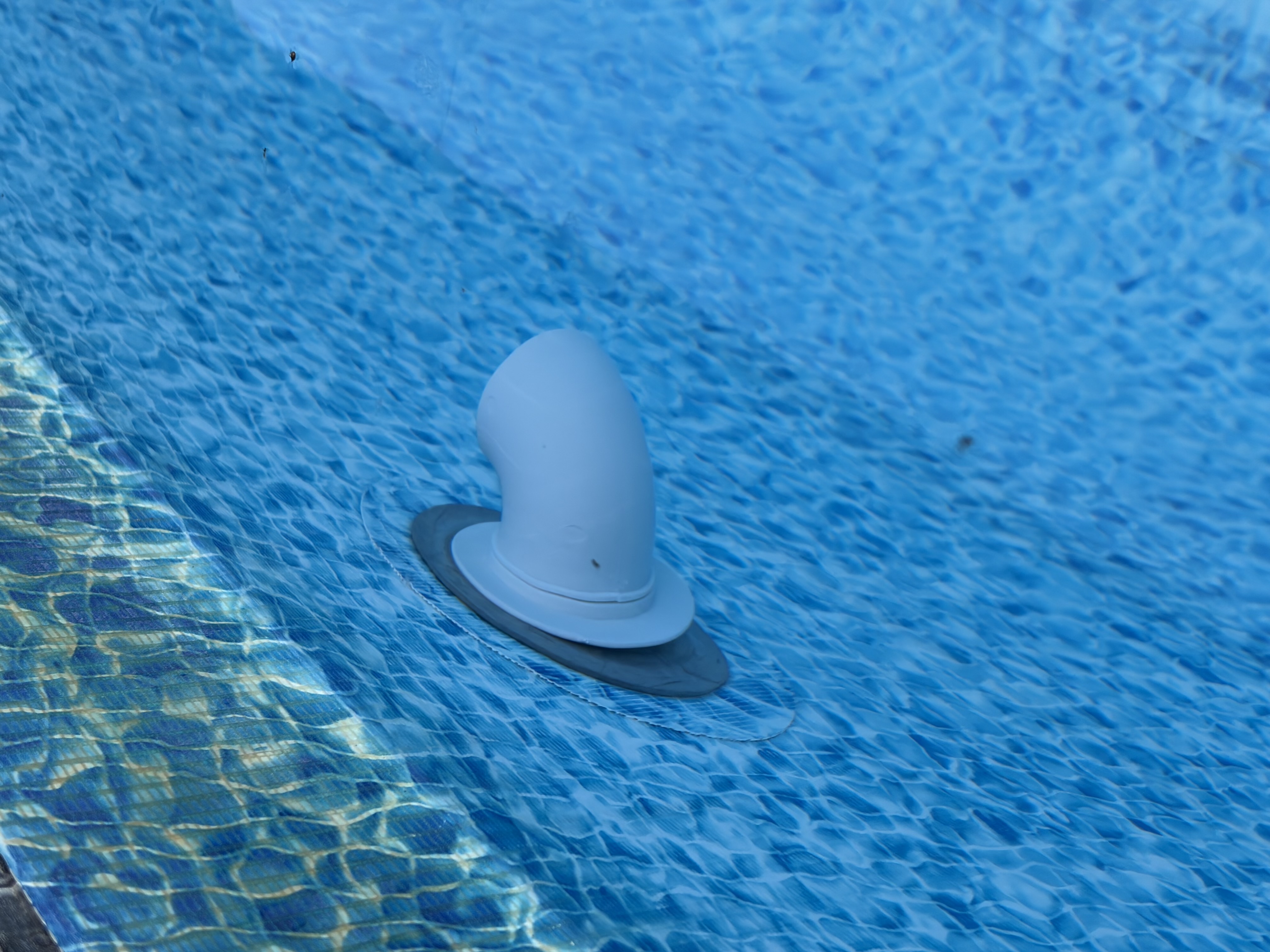 Swimming Pool Inlet 90° Elbow / Return Jet Pipe (39mm ID)