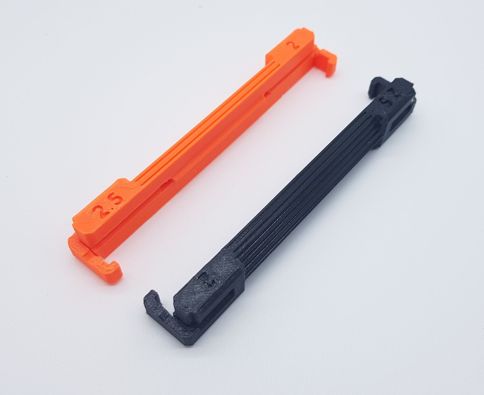 Miniatura 6 do modelo 3D Hex screwdriver transformer v2