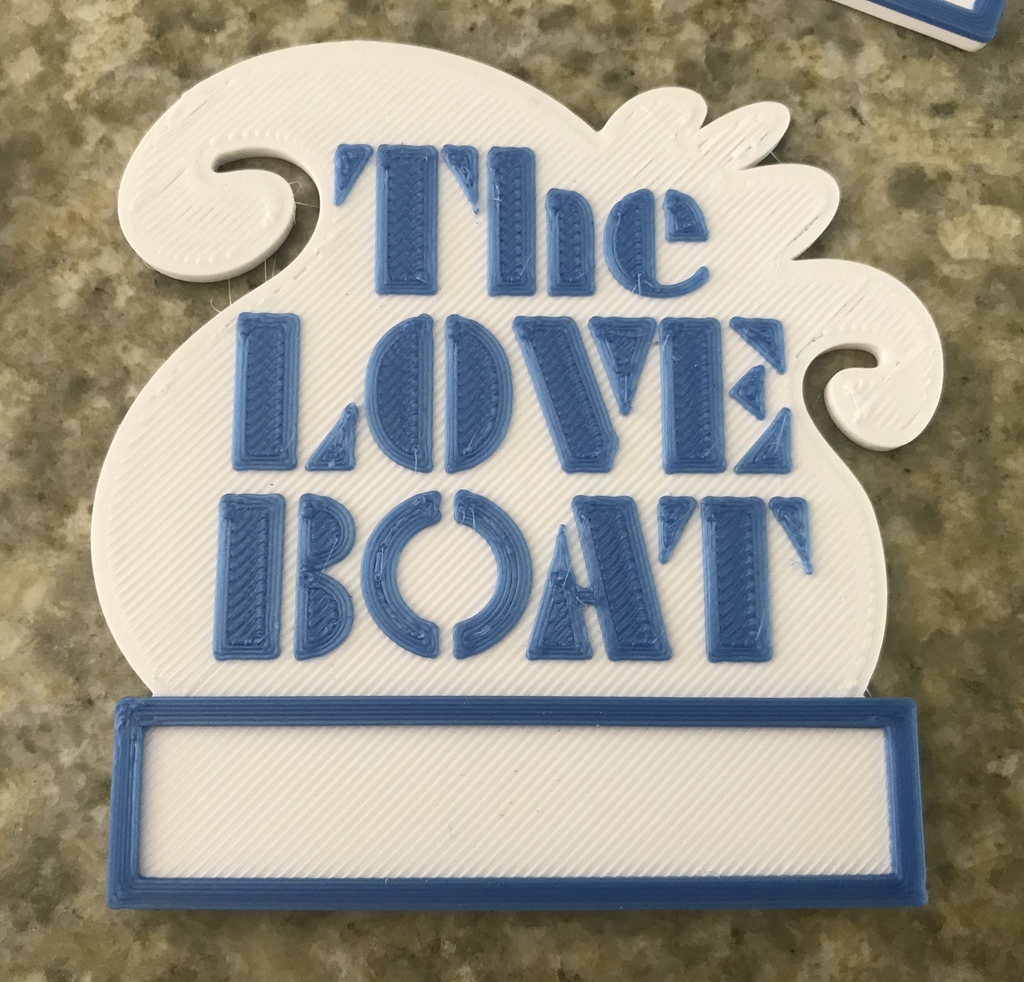 Multimaterial Loveboat Name Tag