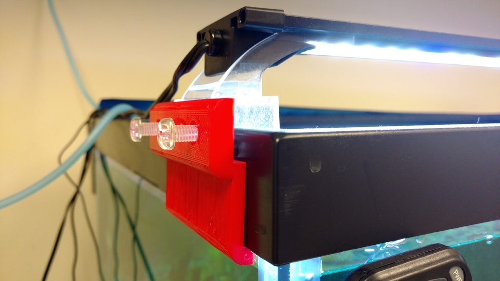 Finnex Stingray LED aquarium light retainer