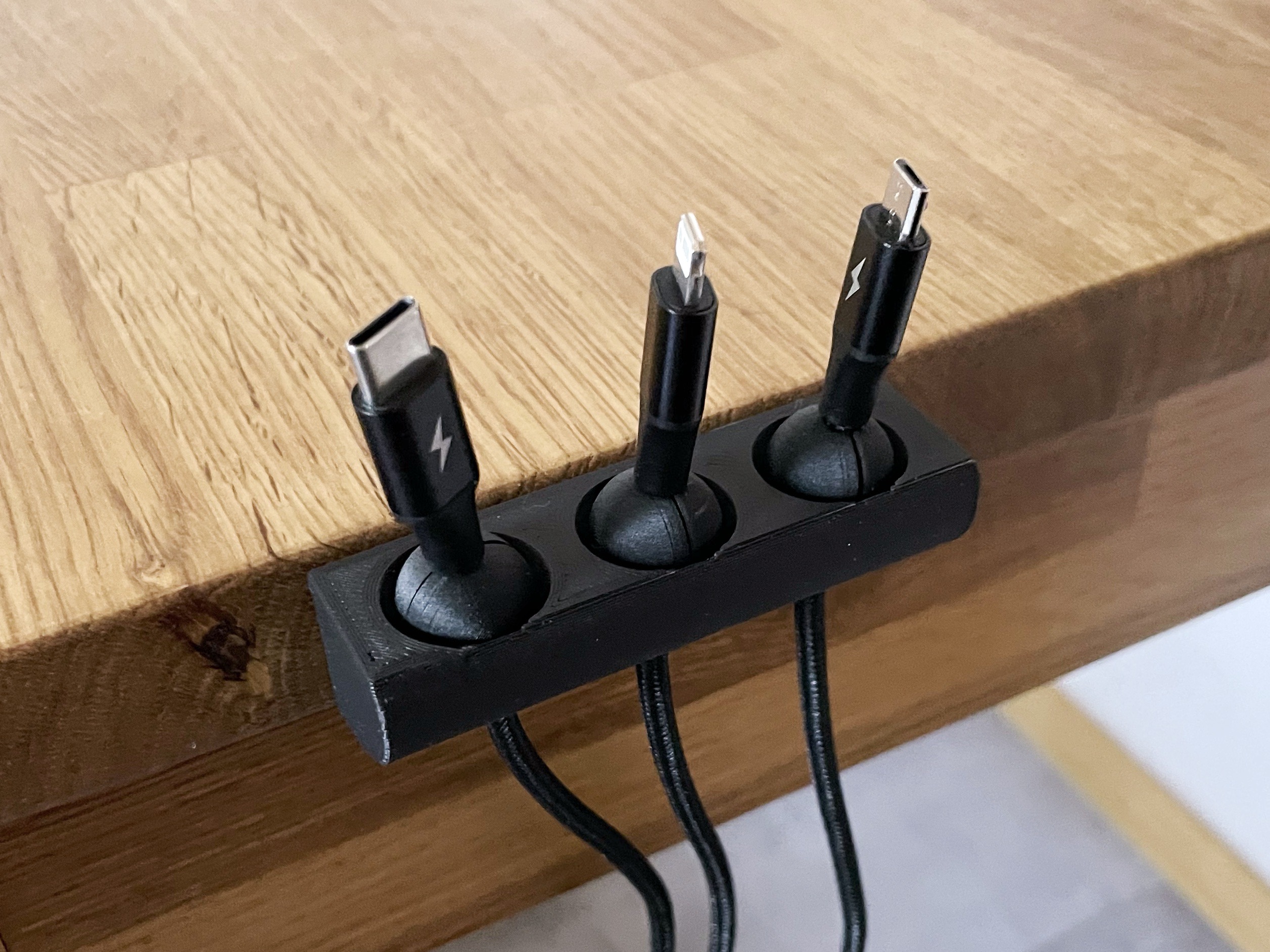 CableBall - Cable Manager & Holder