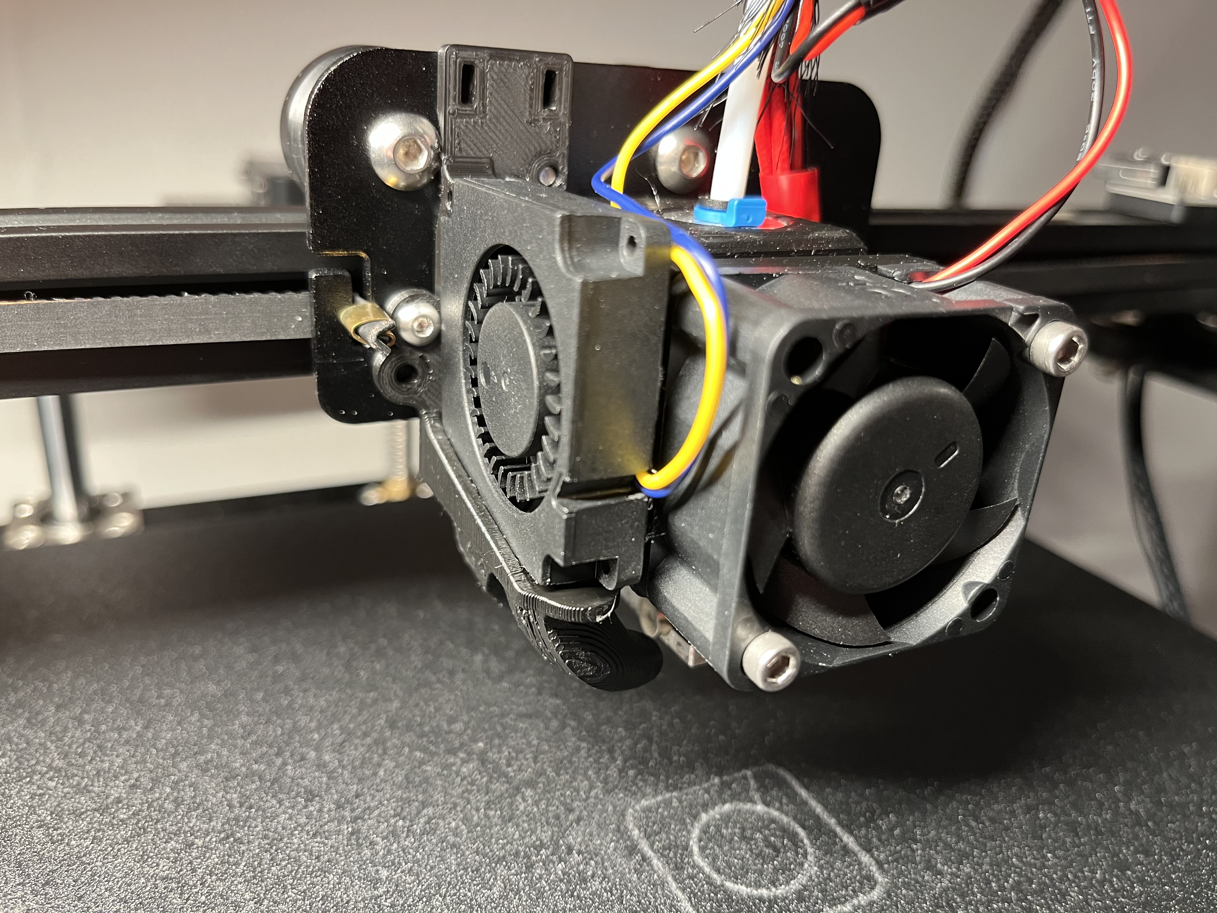 BV3D's Ender Revo Fan Shroud modded for V6 hotend