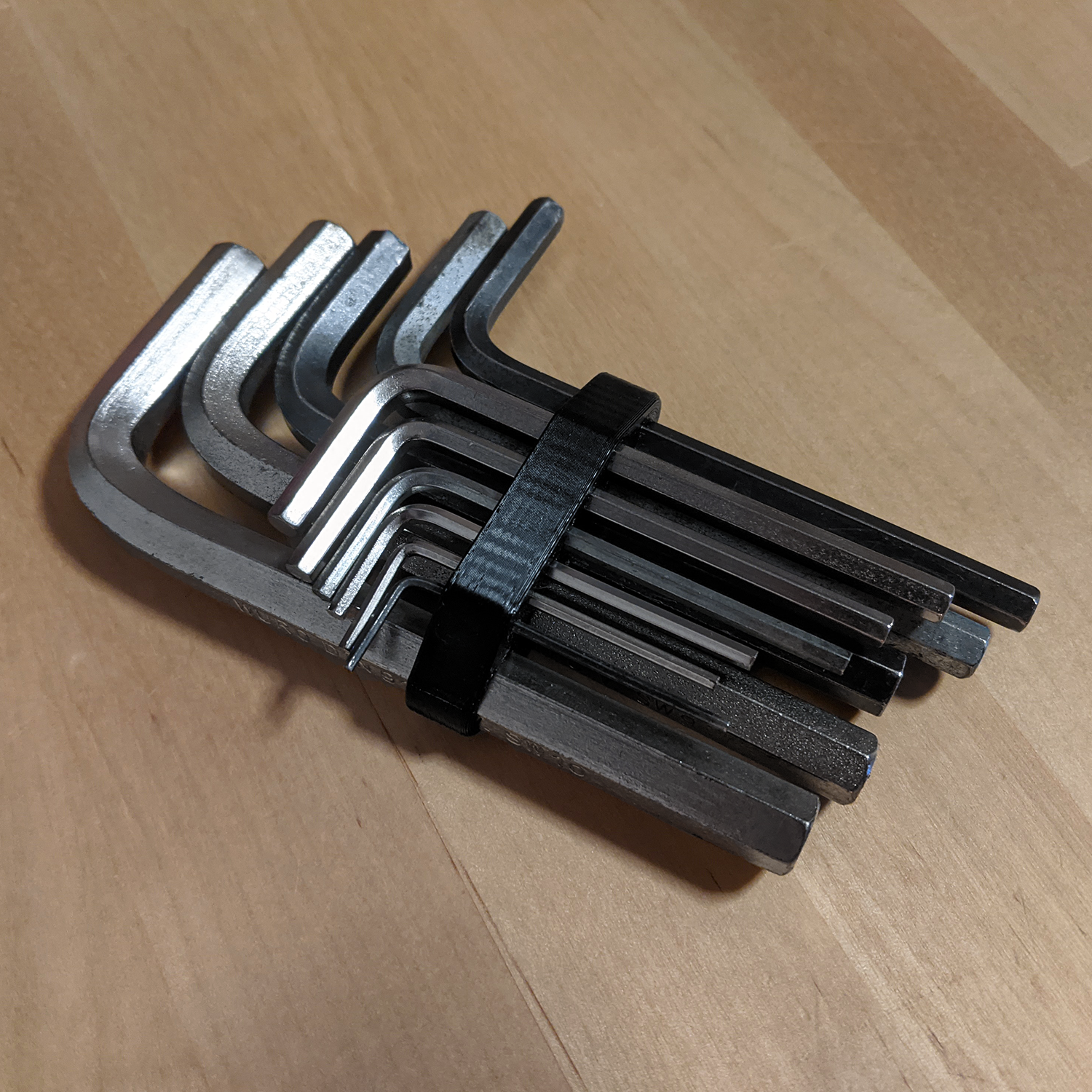 Hex key holder for 1.5 to 10 mm keys