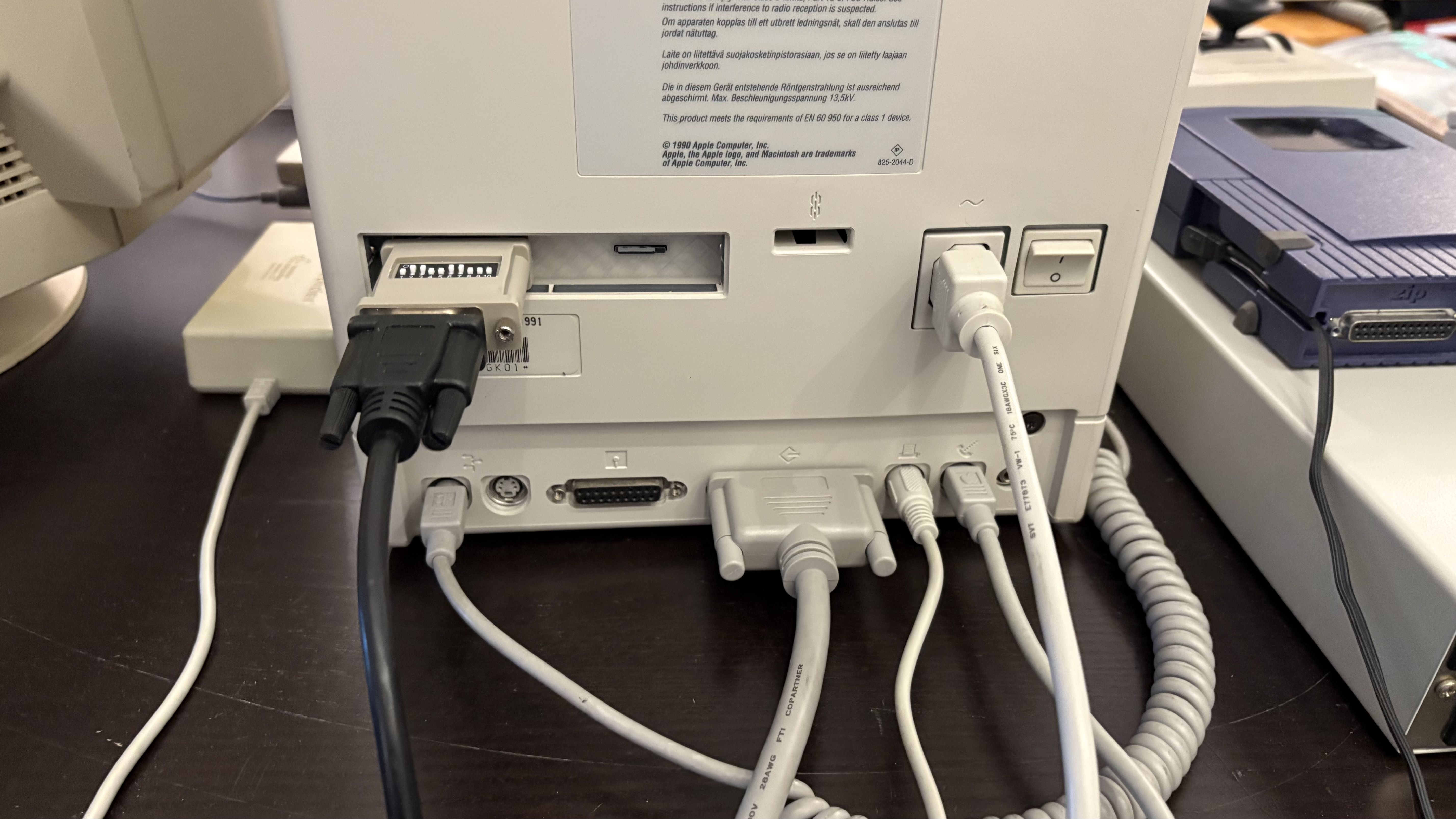 Macintosh SE/30 DB15 + MicroSD bracket — miniatura 3