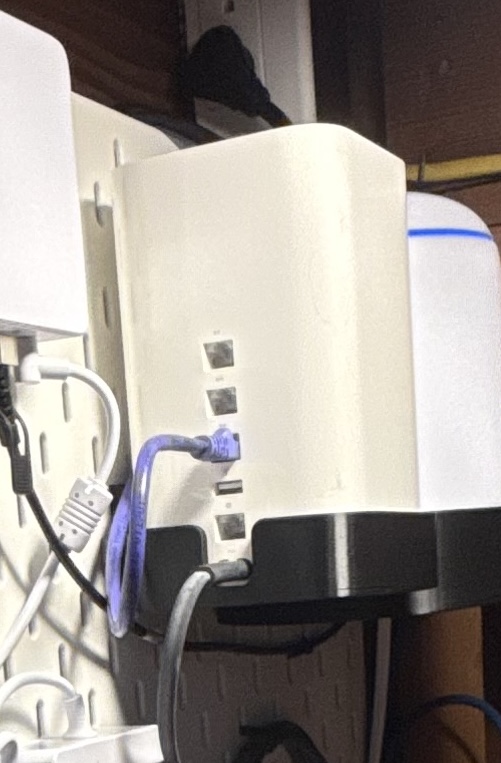 Airport Extreme Bracket with SkadisNut
