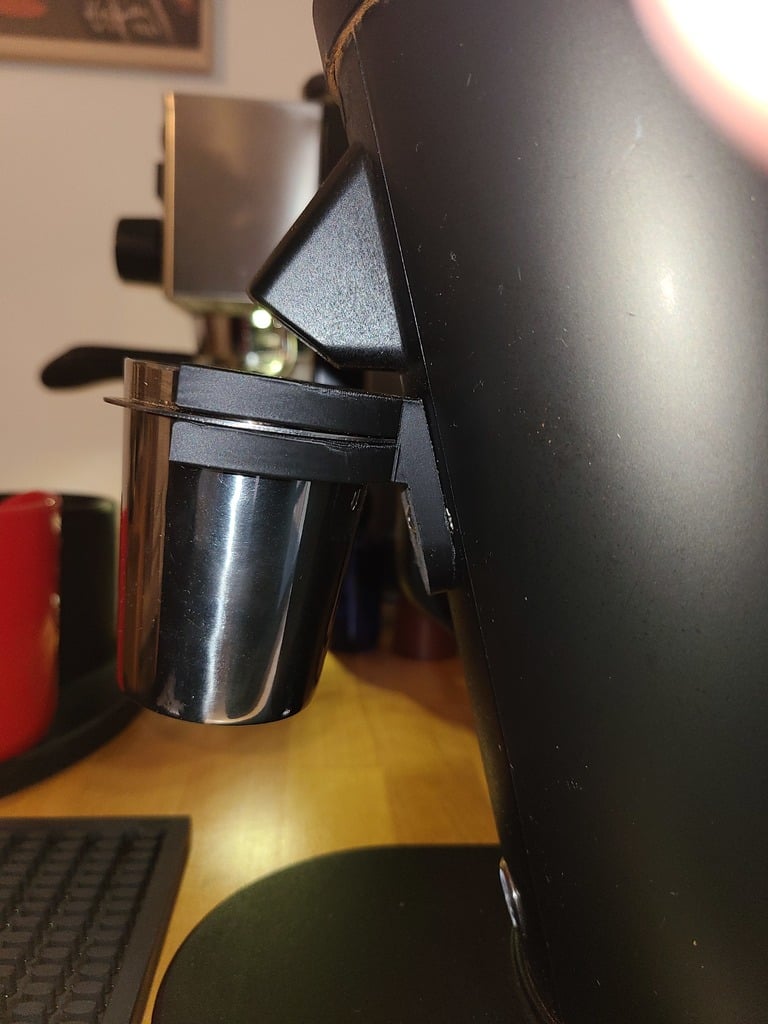 DF64 (Solo, G-lota) Cup holder for stainless steel cup.