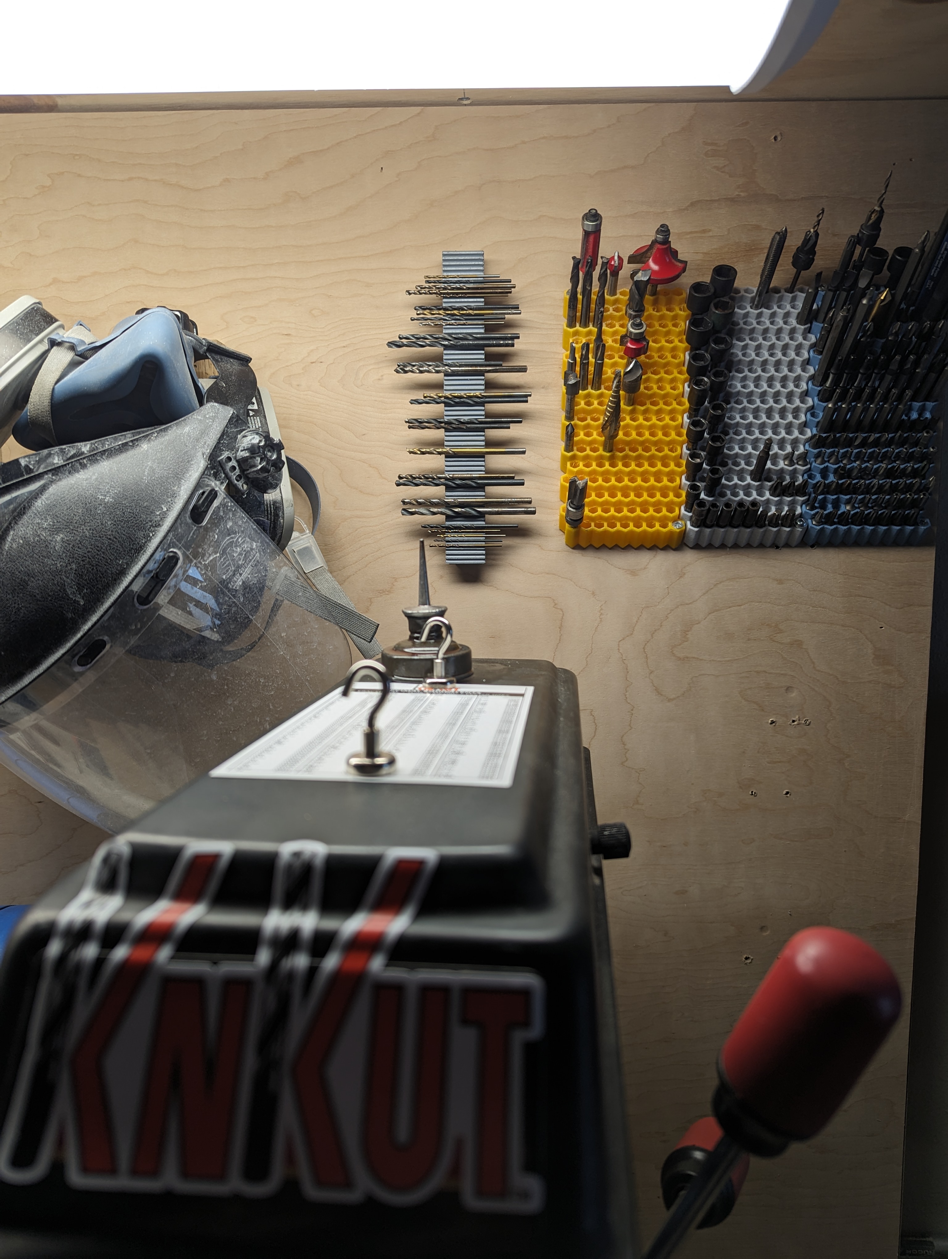 Miniatura 2 do modelo 3D Hex Bit Holder