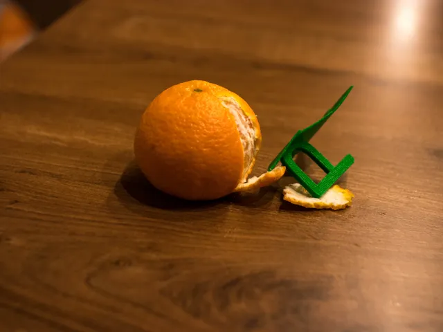 Citrus peeler (orange, tangerines etc.)