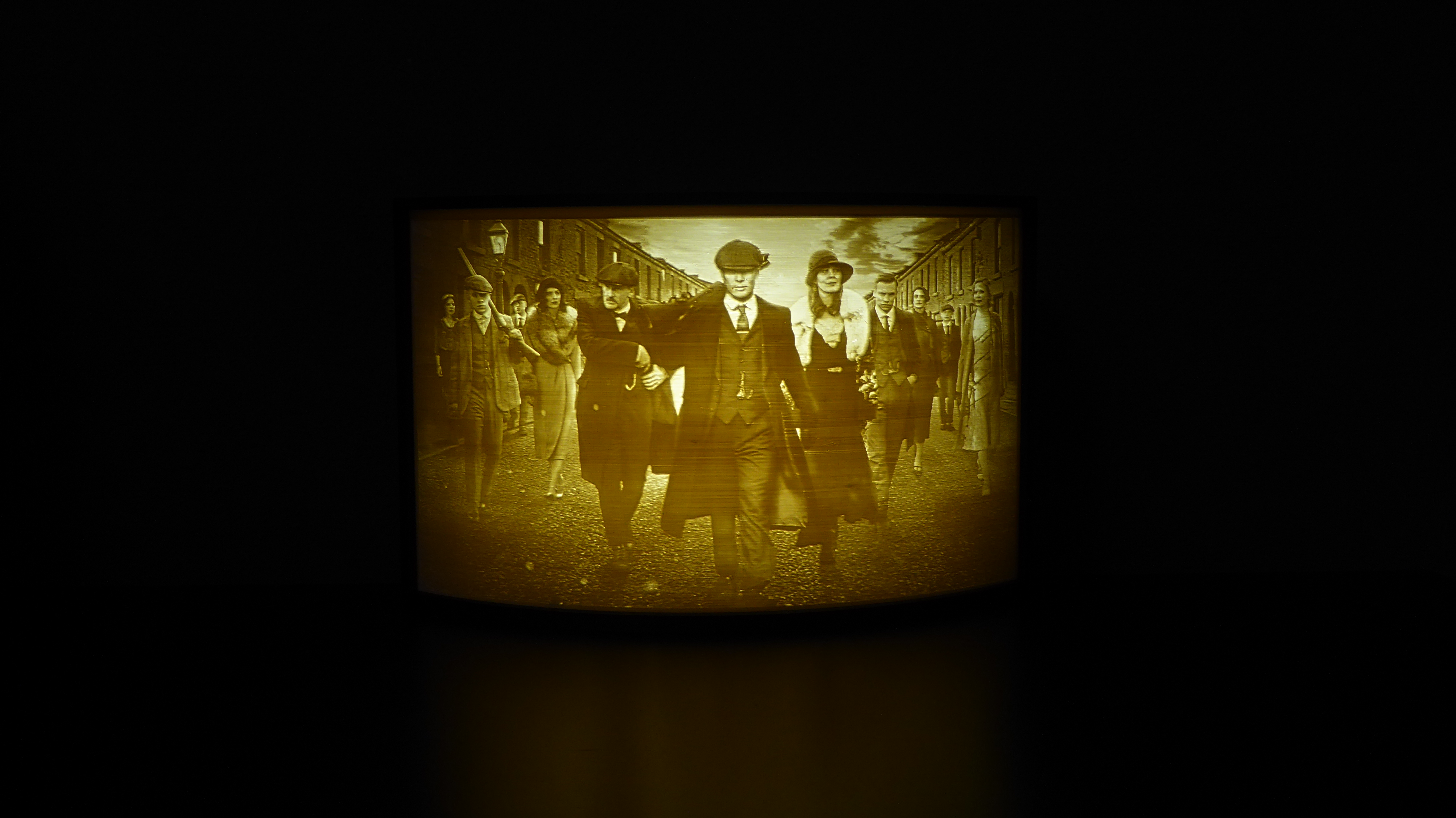 Lithophane frame for curved image.