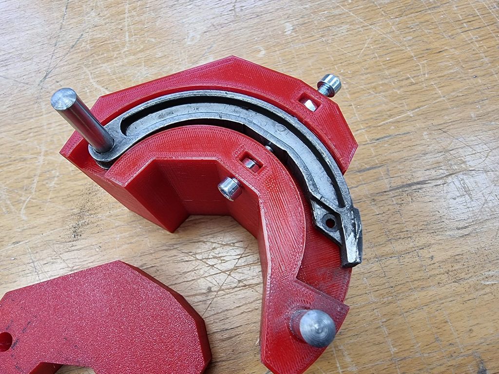 Babetta 210. Tool for trimming perfect shape of the starting shoe friction material