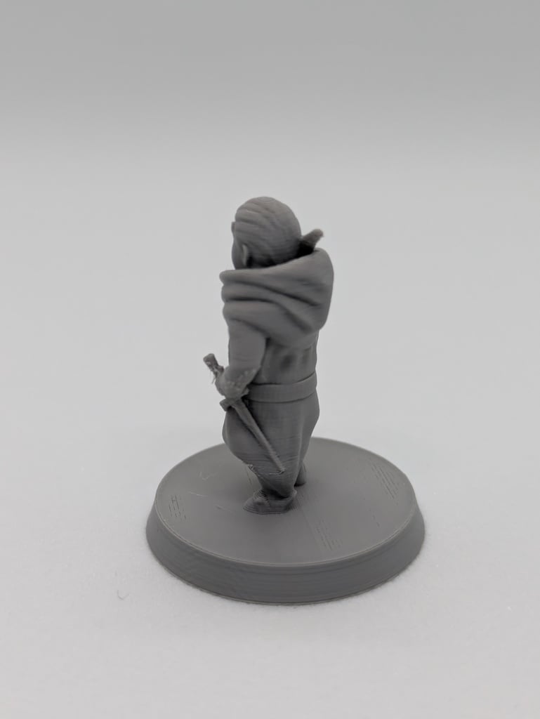 Halfling rogue FDM supportless — miniatura 3