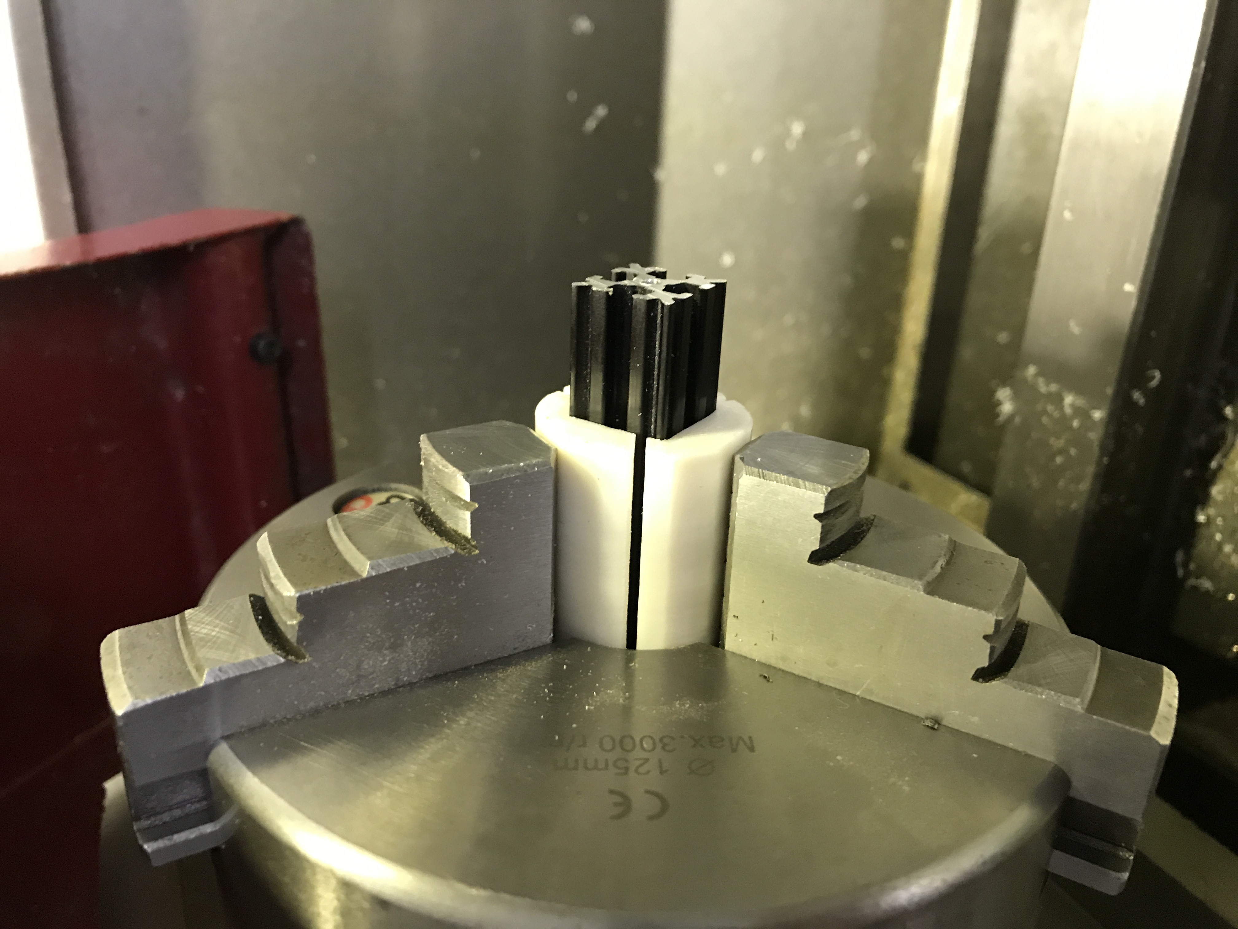 Spindle Stop 28mm / Makerbeam Fixture