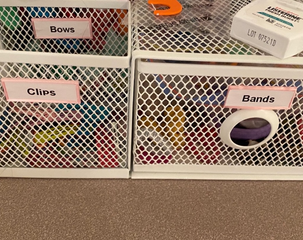 dronjons desk organizer