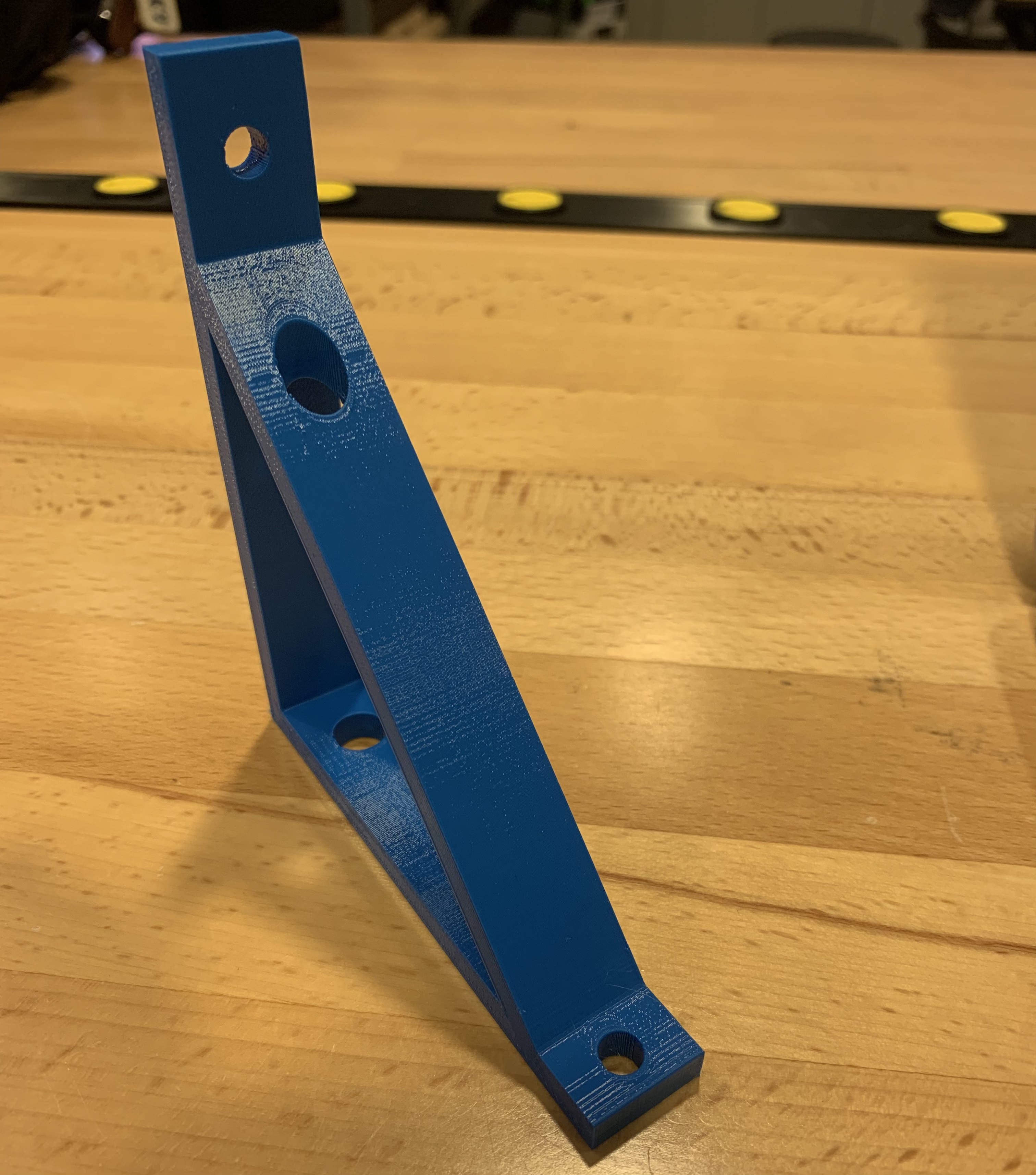 Miniatura 4 do modelo 3D Shelf Supporting Bracket (Strong!)