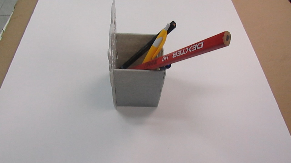 Miniatura 2 do modelo 3D owl pen holder