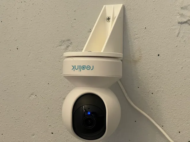 Reolink E1 Pro Wall mount