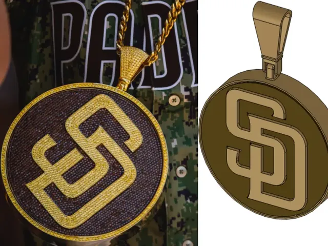 Padres Swag Chain