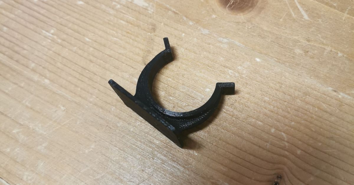 Clips pour plinthes / clips for baseboards by Hephaprint Download free STL model