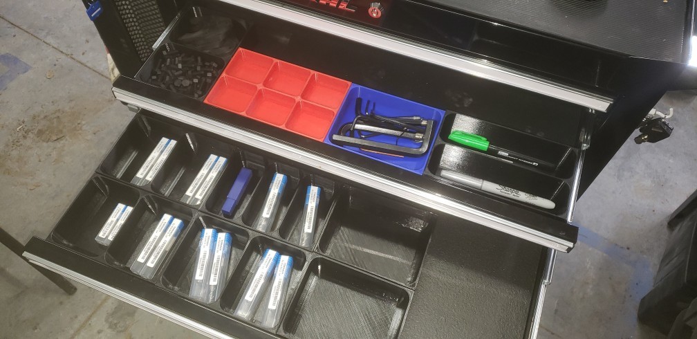 Customizable Drawer Organizer