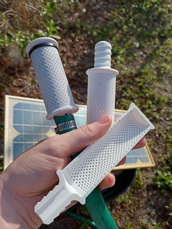 Intake screen for garden hose projects