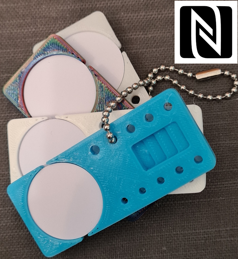 Easily removable NFC tag filament sample