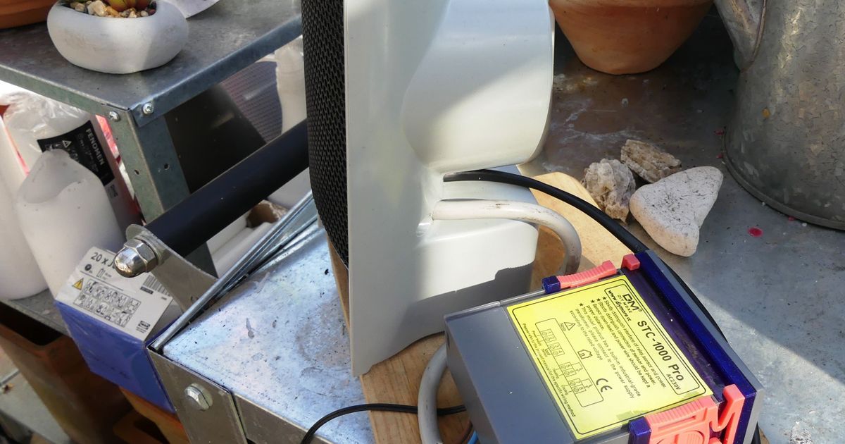 Brackets for Temperature Control by werz 99 Download free STL model