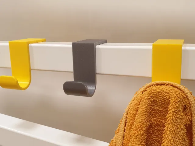 Towel rack