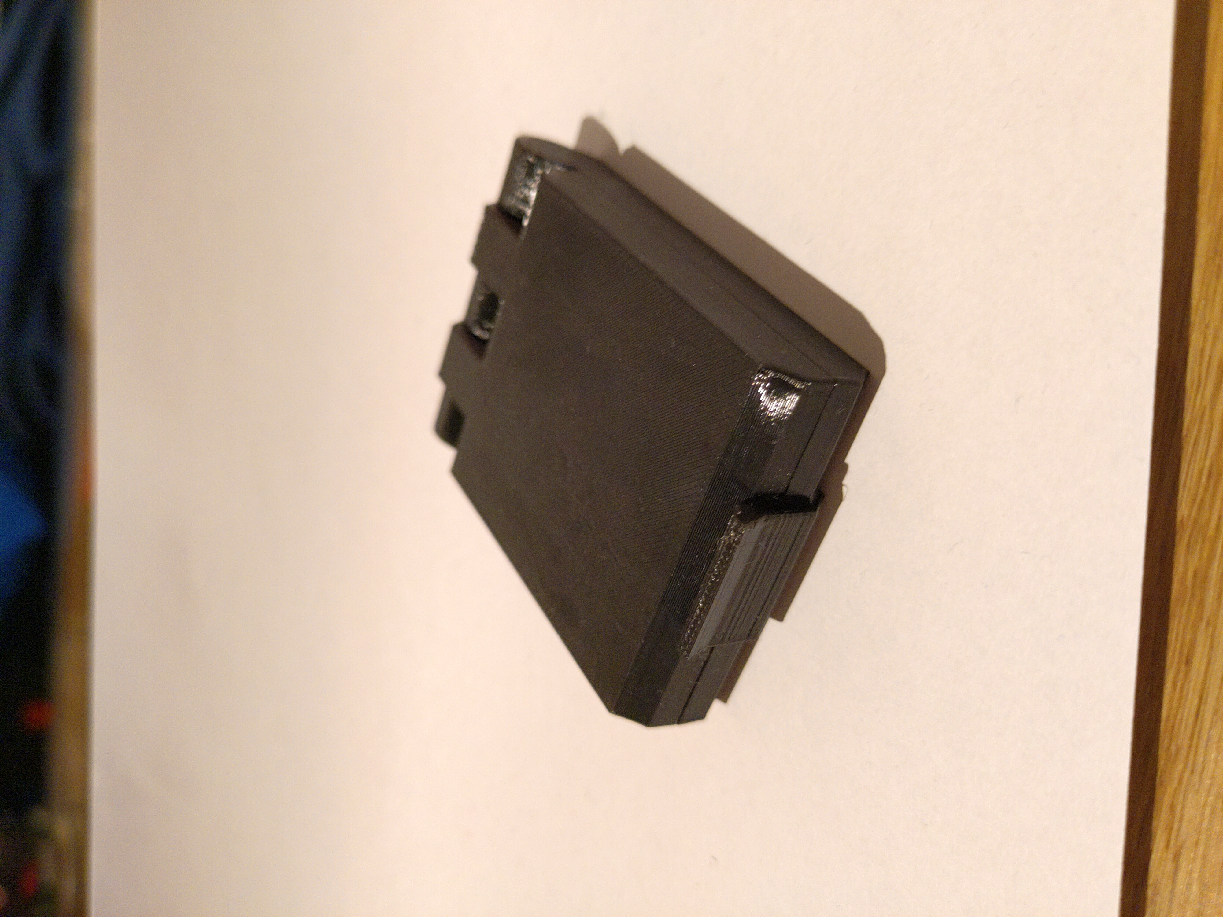 Miniatura 2 do modelo 3D AA/AAA hinged battery case