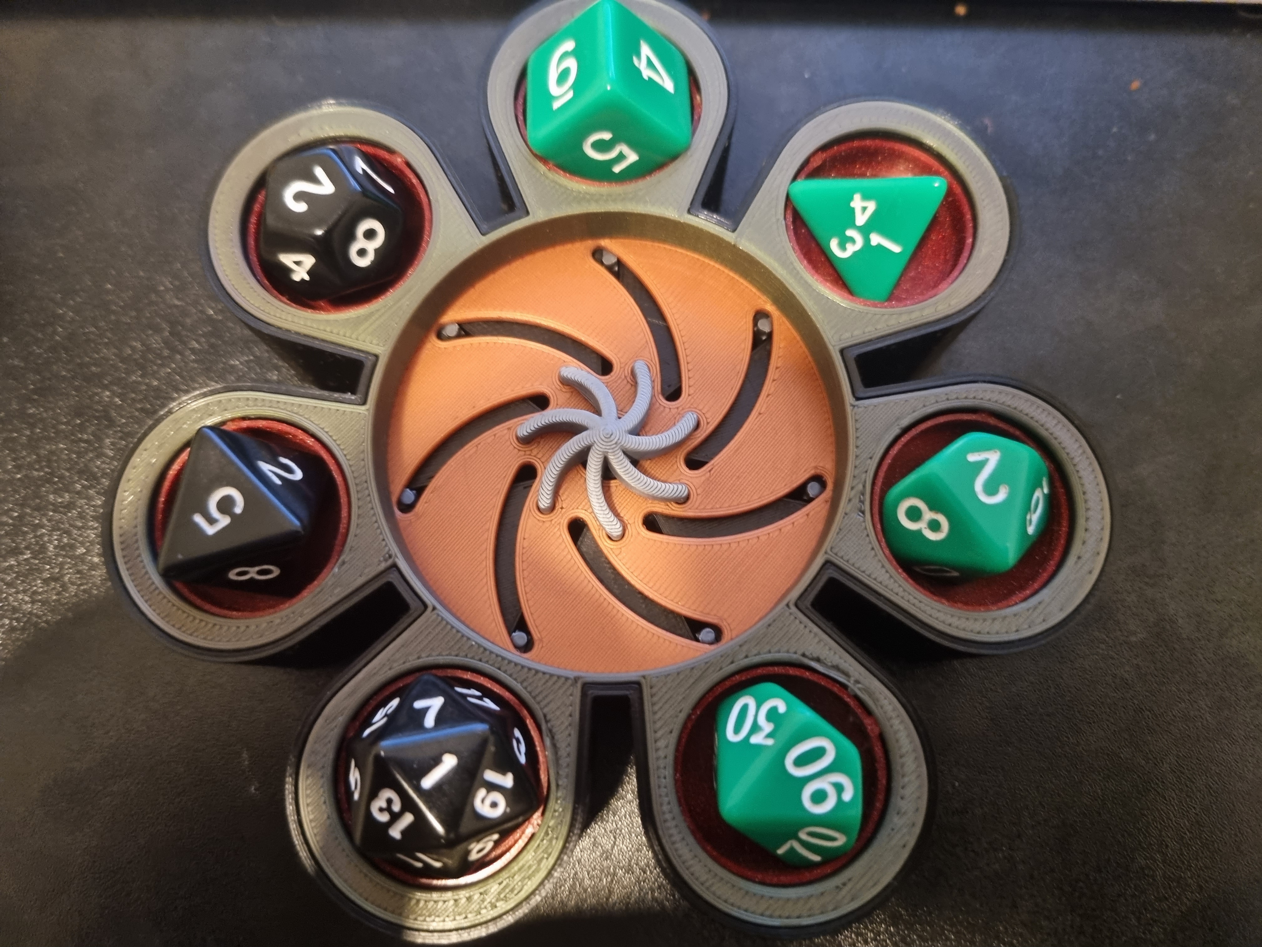 "Flower of Fate" - Mechanical dice case