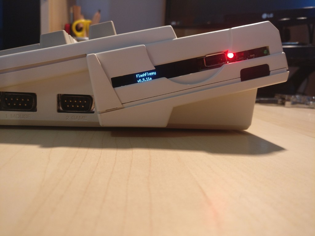 Amiga 1200 OLED Gotek USB disk drive emulator base