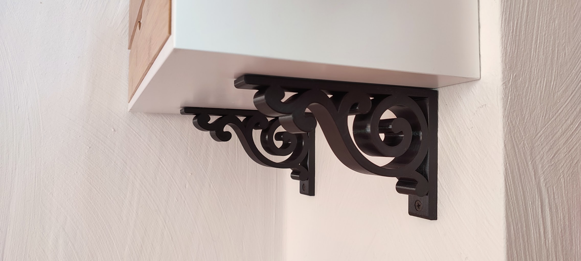 Floral Bracket 01