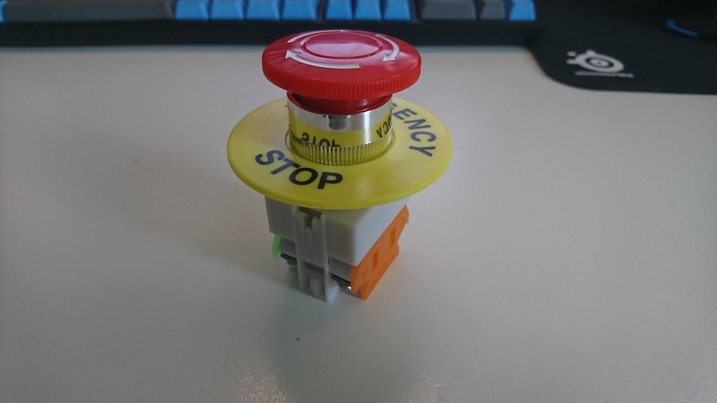 Miniatura 3 do modelo 3D Emergency Stop Button Housing
