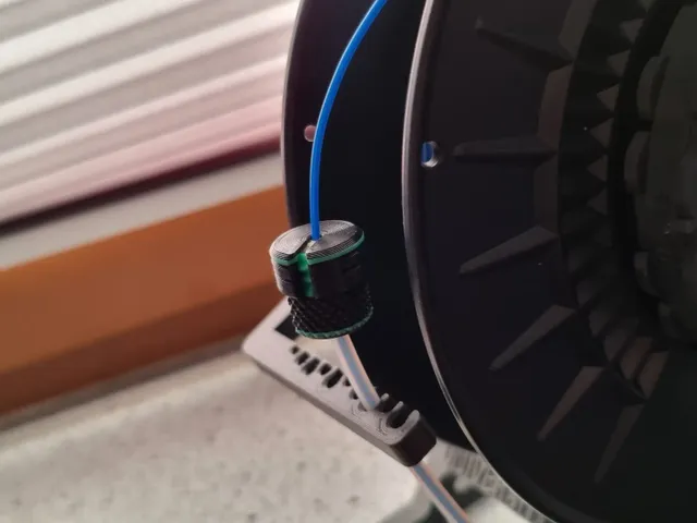 Filament cleaner wiper filter for PTFE tubes