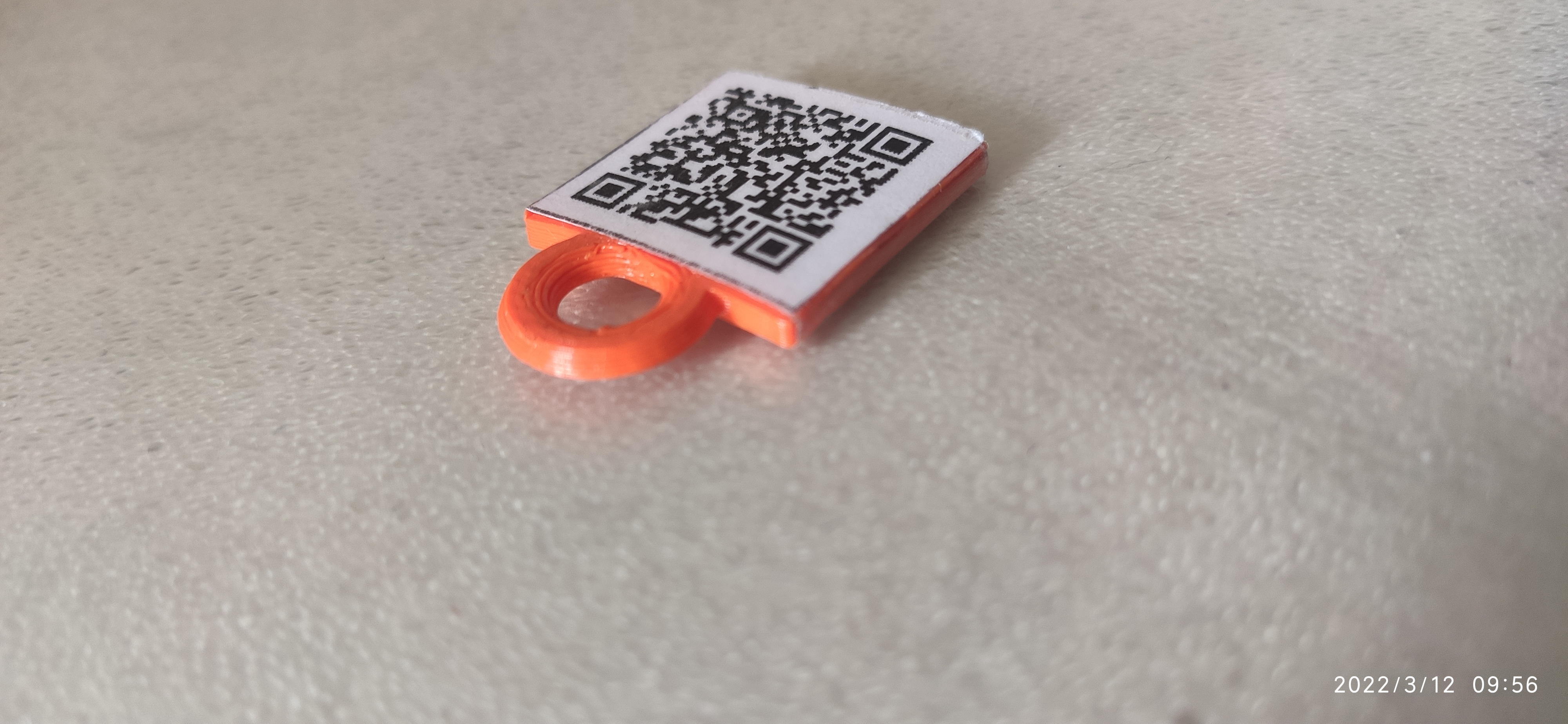 Qr code Keychain (Easy)