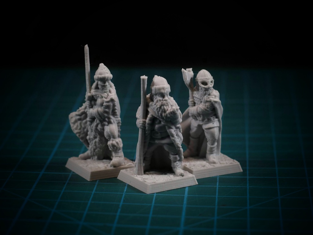 Santa/traveller 28mm (supportless, FDM friendly) — 3