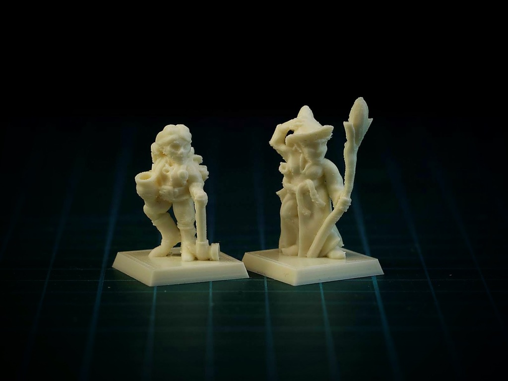 Gnome female 28mm (no supports, FDM friendly) — 3
