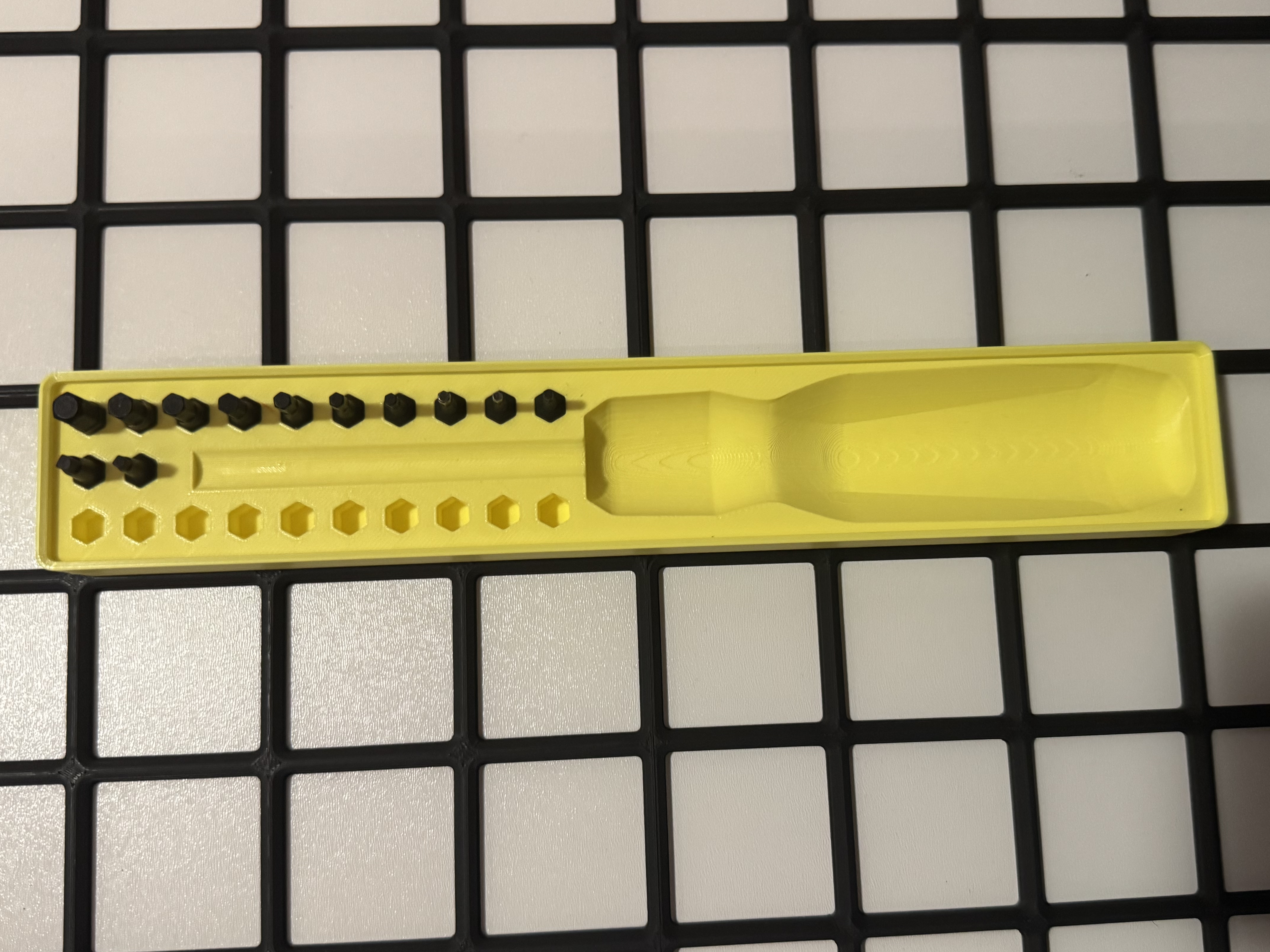 Gridfinity LTT Screwdriver holder — thumbnail 2