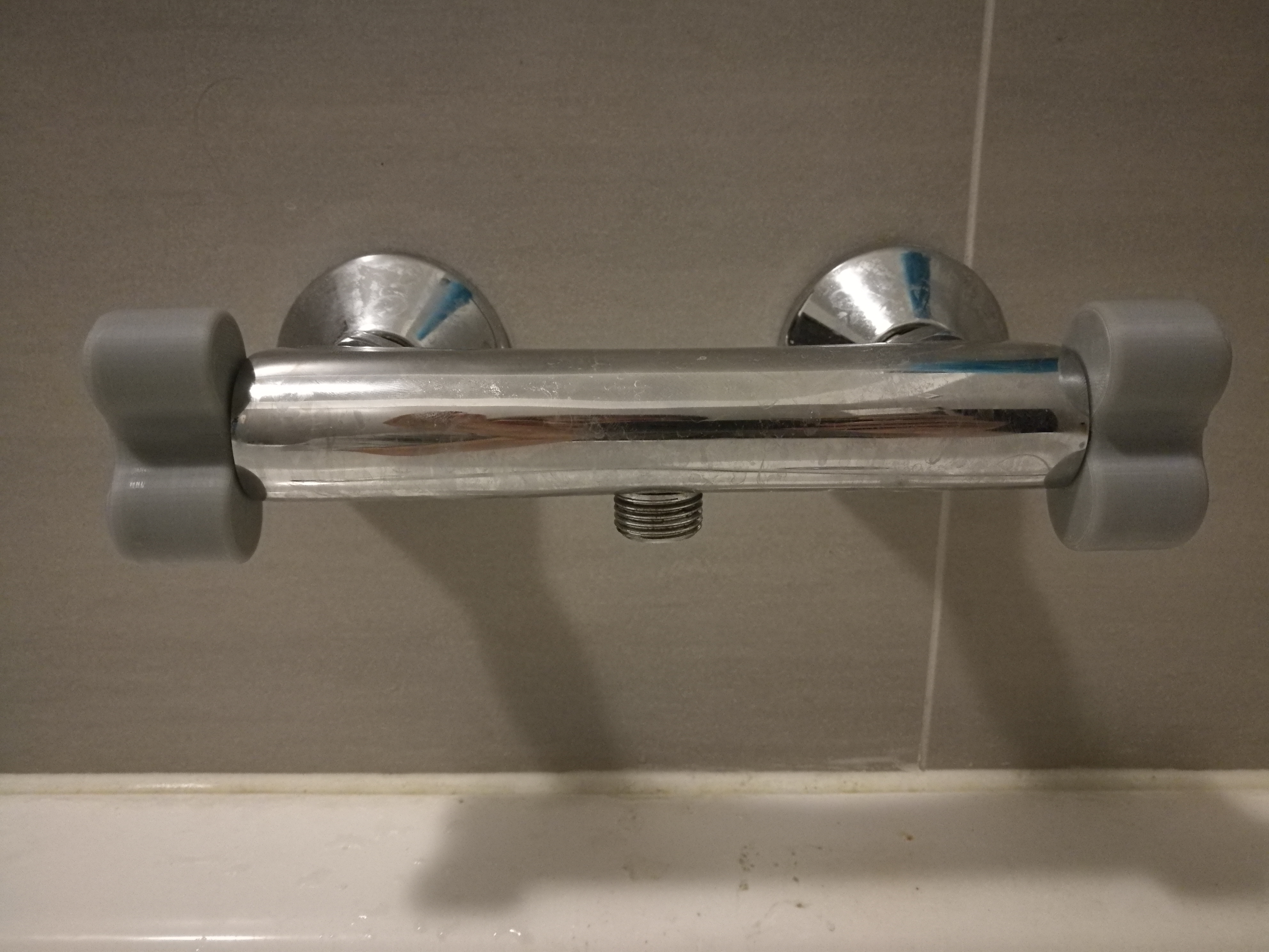 Miniatura 3 do modelo 3D Vittoria Thermostatic Bath Tap Knobs