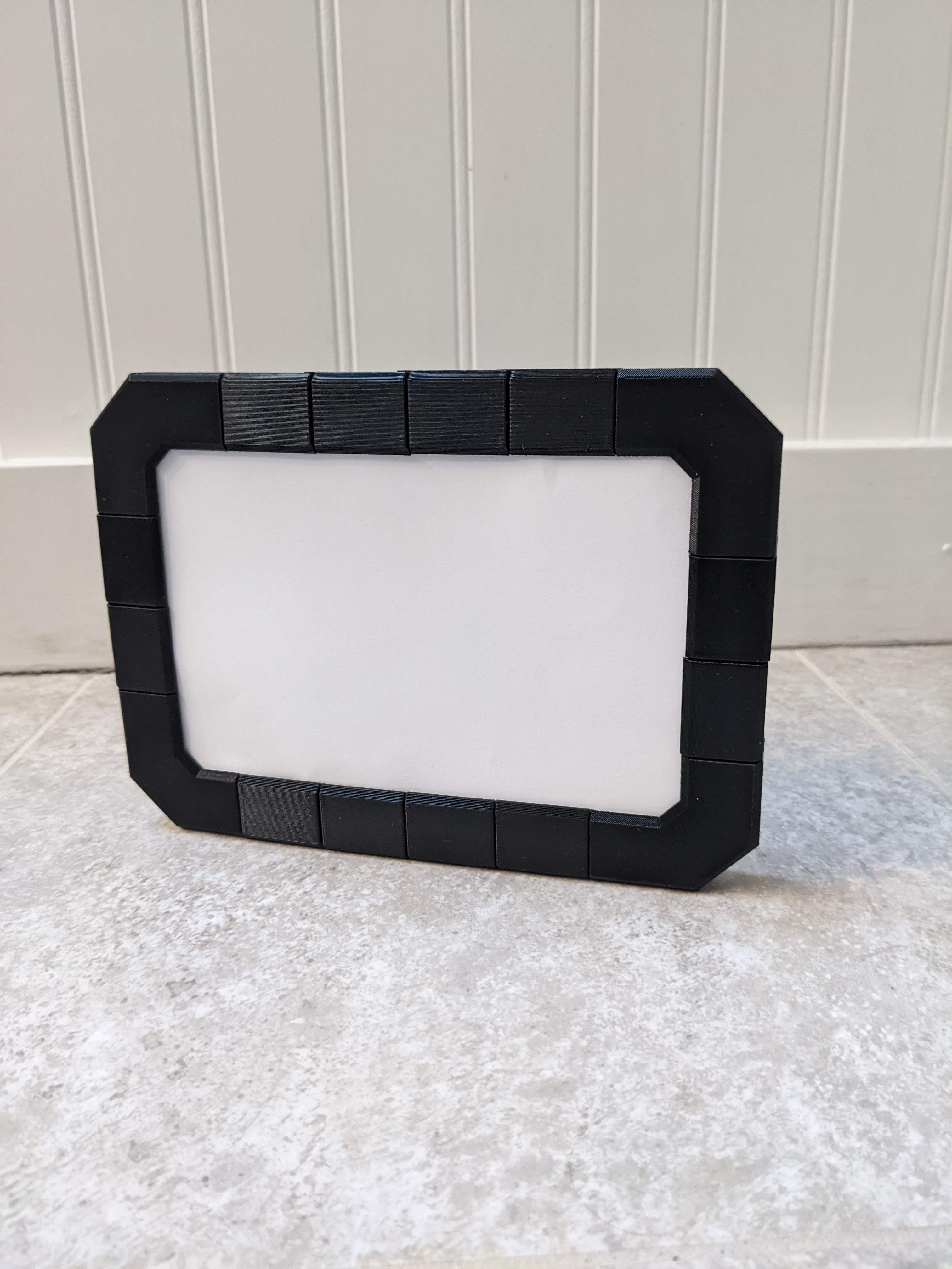 Modular picture frame