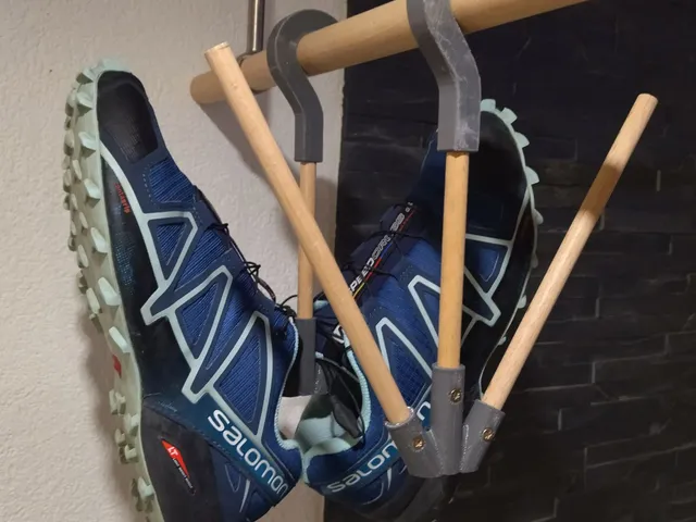 Shoe dryer