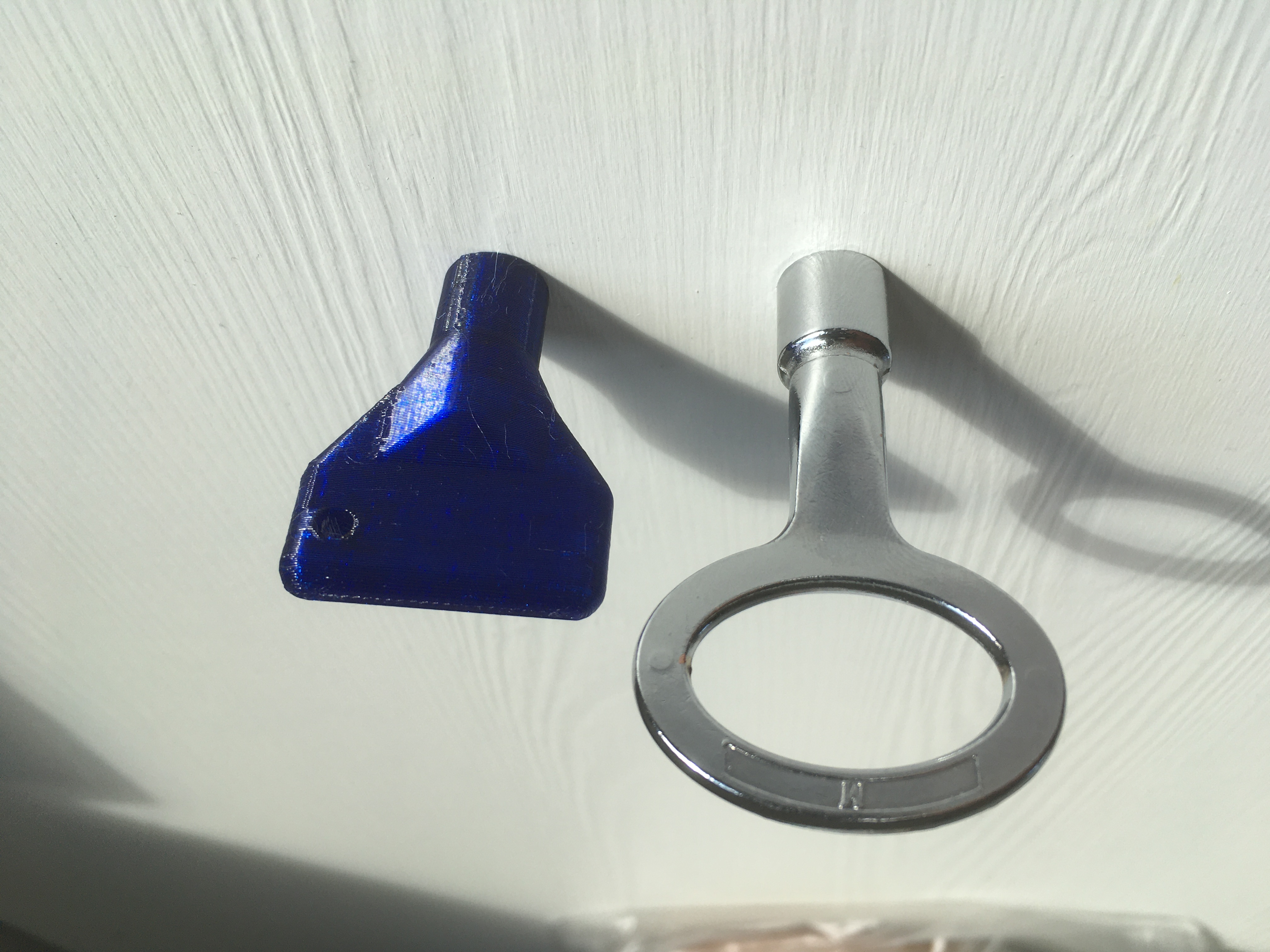 Triangel key